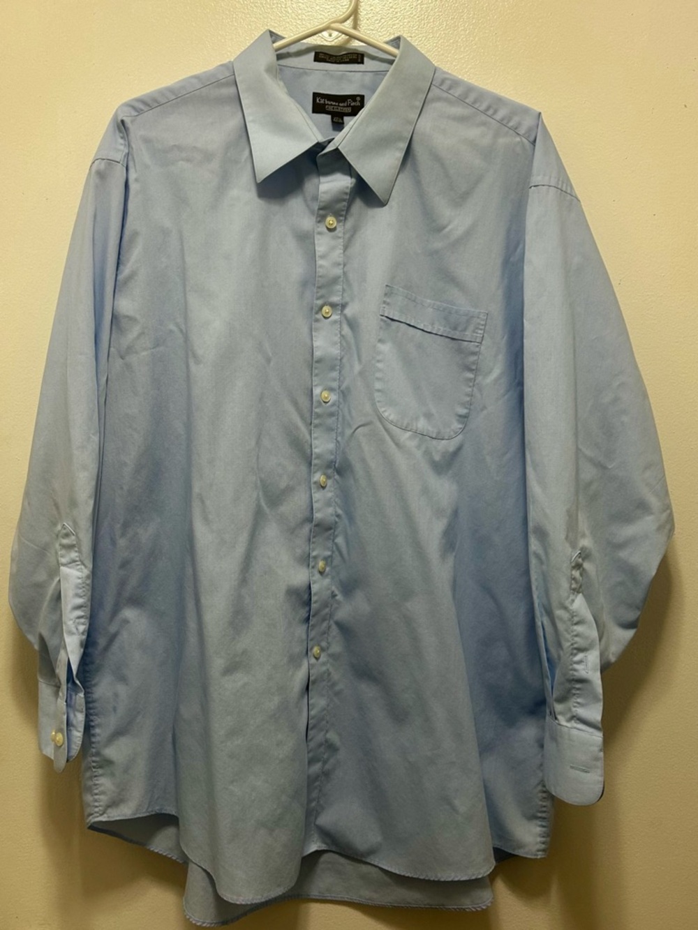 Kilburne & Finch Classic Light Blue Men's Dress Shirt with Chest Pocket